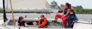 Zeilles op gehuurde zeilboot